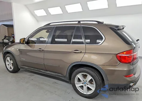 2013 BMW X5 xDrive35D from USA, damaged, VIN 5UXZW0C54D0B92706